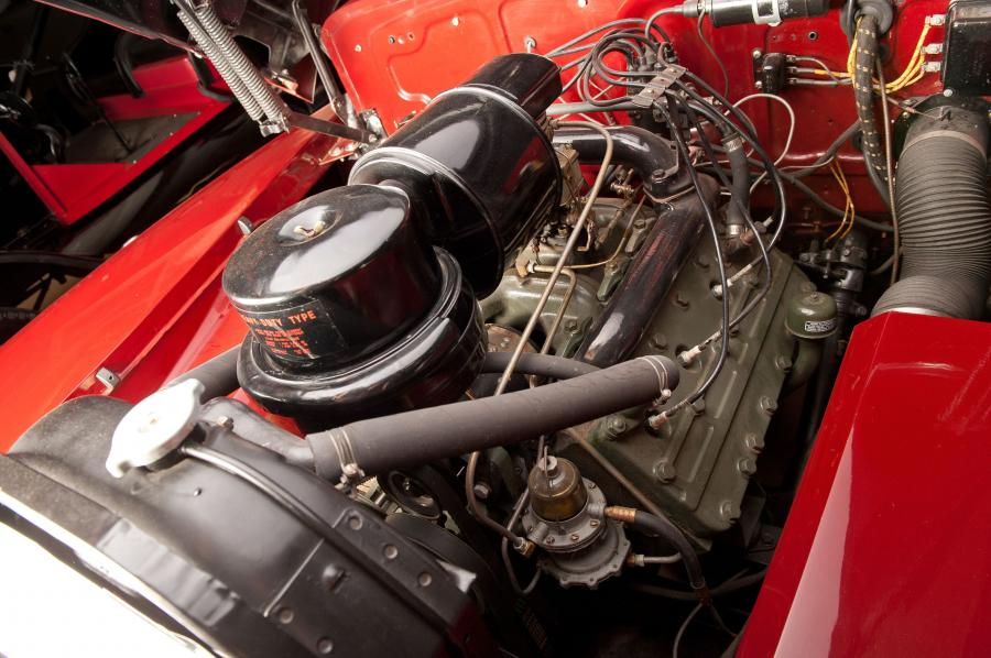  Cadillac Series 62 Convertible Coupe 1942 года  (фото 20 из 48)